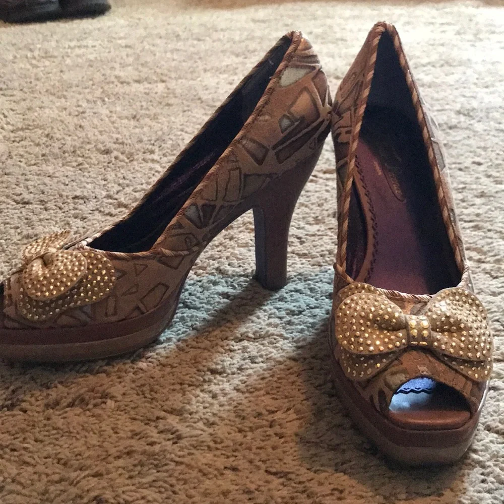 Poetic license peep toe heels - Picture 1 of 5